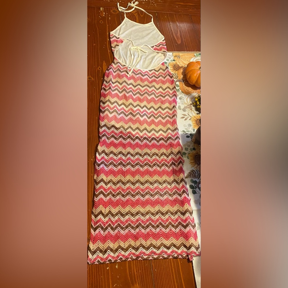 Open Knit Pink and White Chevron Pattern Halter Tie Maxi Dress - Picture 4 of 9